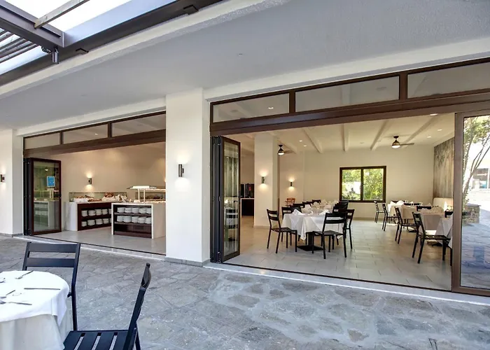 Отель Ghotels Macedonian Sun 3*